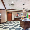 Отель Hampton Inn & Suites Houston I-10 West Park Row, фото 20