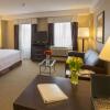 Отель Hampton Inn & Suites Boston Crosstown Center, фото 3