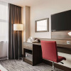 Отель Ramada by Wyndham Leeds East, фото 2