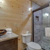 Отель Mirror Pond - Four Bedroom Cabin, фото 9