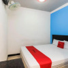 Отель RedDoorz near Palembang Icon Mall, фото 11