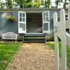 Отель Pinewood Camping Pods - At Port Lympne Reserve, фото 3