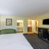 Отель Clarion Inn Columbia Airport, фото 4
