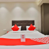 Отель OYO 16122 Hotel Navya Palace, фото 12