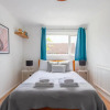Отель Bright 3 Bedroom House With Terrace, 16 Mins to Big Ben, фото 3