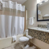 Отель Quality Inn, фото 9
