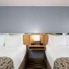 Отель Microtel Inn & Suites by Wyndham Zephyrhills, фото 5