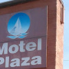 Отель Motel Plaza, фото 1