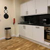 Отель Unique & Stylish 2 Bed Apartment, фото 5