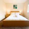 Отель Glasgow Ellerslie Path 2bd Home - Parking, фото 8