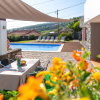 Отель Lovingly resorted, Sunny Area, Views of Country & Ocean | Casa Das Orquideas, фото 13