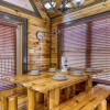 Отель Gatlinburg Enchantment - 3br - 3ba Sleeps 10! 3 Bedroom Cabin, фото 8
