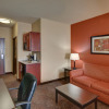 Отель Holiday Inn Express Suites South - Tyler, an IHG Hotel, фото 6