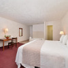 Отель Americas Best Value Inn Austinburg, фото 3
