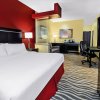 Отель Holiday Inn Express & Suites Cotulla, an IHG Hotel, фото 25
