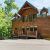 Отель Bear Pause 4 Bedroom Home with Hot Tub, фото 1
