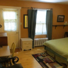 Отель Pleasant Street Suites, фото 6