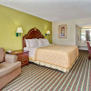 Отель Travelodge by Wyndham Sellersburg / Louisville North, фото 15