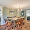 Отель Londonderry Retreat ~ 3 Mi to Lowell Lake!, фото 14