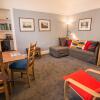 Отель 426 Homely 1 bedroom apartment in Leith, фото 12