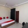 Отель OYO Flagship 27925 Kotra House Gomtinagar, фото 14