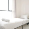Отель Homey And Well Furnished Studio Sky House Alam Sutera Apartment, фото 3