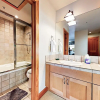 Отель Deer Valley Condo #11 2 Bedrooms 2.5 Bathrooms Condo, фото 9
