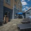 Отель Fairfield Inn & Suites by Marriott Greenwood, фото 21