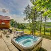 Отель 'antler's Point': Branson Cabin w/ Patio & Hot Tub, фото 7