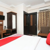 Отель OYO Rooms Sargam Cinemas, фото 2