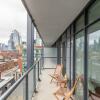 Отель Stylish 1BR Condo Trendy King East, фото 8