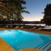 Отель A Summer Place, Discovery Bay 7BR, фото 5
