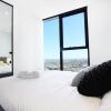 Отель 172br1bth Apt Lv31skyline Viewmel CBD Free Tram, фото 17