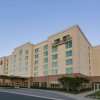 Отель Embassy Suites by Hilton Dulles North/Loudoun в Эшберне