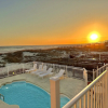 Отель Gulf Shores Duplex Beachfront Pool -4bd, фото 16