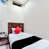 Отель Capital O 73835 Hotel Frontier Royal & Banquet, фото 1