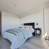 Отель Luxe Apt w Harbour-Sunset Views -Parking, фото 16