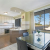 Отель Burgess @ Kings Beach Apartments, фото 6