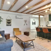 Отель Spectacular 3 Bdrm Old Quebec Penthouse, фото 11
