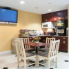 Отель Hometown Inn & Suites Jacksonville - Butler Blvd./Southpoint, фото 9