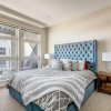 Отель Rino Art Lofts - Modern Rustic Oasis - Sleeps 6, фото 7