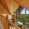 Отель Panoramic View 6 Bedroom Cabin by RedAwning, фото 8