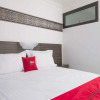 Отель RedDoorz @ Anggrek Loka BSD, фото 3