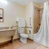 Отель Quality Inn & Suites, фото 9