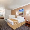 Отель Days Inn & Suites by Wyndham South Gate, фото 3