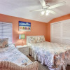 Отель Sugar Beach A6-Lovely 4 bedroom 3 bath Condo. Sleeps 11. Free Beach Chairs 2021! 4 Condo by RedAwnin, фото 6