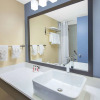 Отель Days Inn And Suites By Wyndham Grand Rapids Near Downtown, фото 12