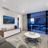 Отель Oracle Broadbeach Apartments, фото 6