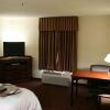 Отель Hampton Inn & Suites Muncie, фото 29