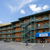Отель Travelodge by Wyndham Gardiner Yellowstone Park North, фото 1